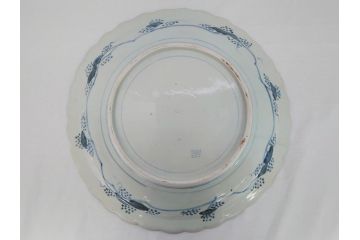 江戸期　古伊万里　染付　線描　松竹梅文　花唐草　1尺4寸皿　約44cm　大皿(一尺四寸、和食器、和皿)(R-062656)