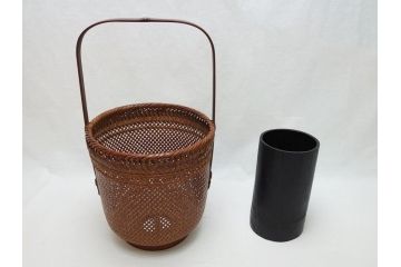 八木澤啓造(蒼かん)　時雨花籠(共箱付き、花入、竹工芸、花カゴ、竹細工、手付、竹かご)(R-062662)