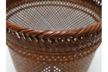 八木澤啓造(蒼かん)　時雨花籠(共箱付き、花入、竹工芸、花カゴ、竹細工、手付、竹かご)(R-062662)