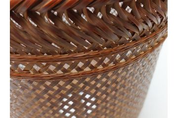 八木澤啓造(蒼かん)　時雨花籠(共箱付き、花入、竹工芸、花カゴ、竹細工、手付、竹かご)(R-062662)