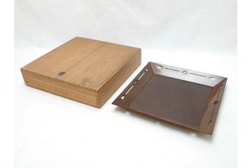 大正〜明治期　桑()　透かし彫りが上品なアクセントになる四方盆(共箱付き、お盆、トレー、くわ)(R-062673)