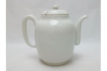  	三浦竹泉　白磁　古窯　水注(共箱付き、茶道具、煎茶道、書道、水次、みずつぎ、茶陶、京焼、茶器)(R-062675)