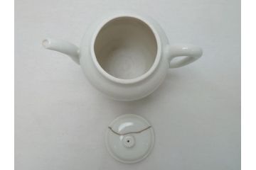  	三浦竹泉　白磁　古窯　水注(共箱付き、茶道具、煎茶道、書道、水次、みずつぎ、茶陶、京焼、茶器)(R-062675)