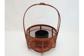 八木澤啓造　黙心　古竹六ツ目手付籠　手付花籠(共箱付き、花器、花入、竹編み、竹工芸、竹籠)(R-062692)