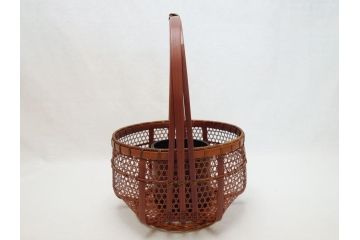 八木澤啓造　黙心　古竹六ツ目手付籠　手付花籠(共箱付き、花器、花入、竹編み、竹工芸、竹籠)(R-062692)