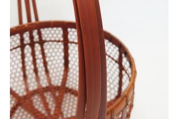 八木澤啓造　黙心　古竹六ツ目手付籠　手付花籠(共箱付き、花器、花入、竹編み、竹工芸、竹籠)(R-062692)