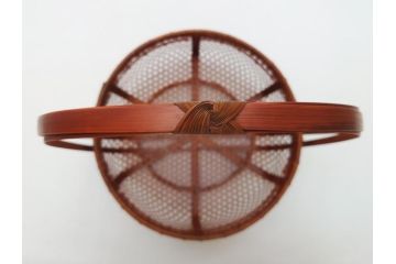 八木澤啓造　黙心　古竹六ツ目手付籠　手付花籠(共箱付き、花器、花入、竹編み、竹工芸、竹籠)(R-062692)