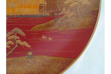 平安象彦　金閣寺　蒔絵　朱塗　大杯　飾皿　大盃(皿立て、共箱付き、漆器)(R-062693)