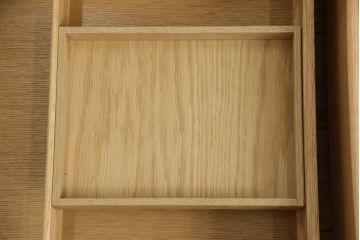 中古　美品　DREXEL HERITAGE(ドレクセルヘリテイジ)のFRANCESCA(フランチェスカ)シリーズ　優美な佇まいのチェスト(引き出し)(定価約84万円)(R-062694)