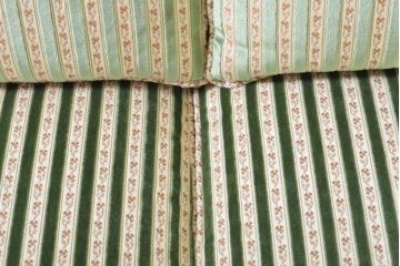 中古　美品　DREXEL HERITAGE(ドレクセルヘリテイジ)　クラシカルなお部屋づくりにおすすめ!　ストライプ模様が素敵な3シートクッションソファ(3人掛け、3P、三人掛け)(R-062695)