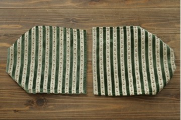 中古　美品　DREXEL HERITAGE(ドレクセルヘリテイジ)　クラシカルなお部屋づくりにおすすめ!　ストライプ模様が素敵な3シートクッションソファ　(R-062695)