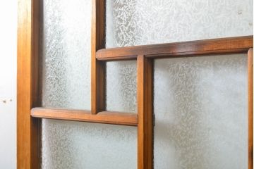 アンティーク建具　大正ロマン　ノスタルジックな雰囲気を醸し出す色ガラス入り引き戸2枚セット(ガラス戸、建具)(R-062696)