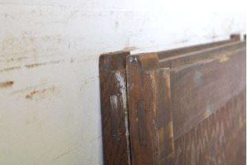 アンティーク建具　大正ロマンの雰囲気溢れる!!古い洋館のひし形ガラス入り引き戸2枚セット(建具)(R-062700)