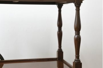 フランスビンテージ　マホガニー材と真鍮のキャスター付き!!大きなホイールが目を惹くサイドワゴン(キッチンワゴン、キャスターワゴン、店舗什器、ヴィンテージ)(R-062707)