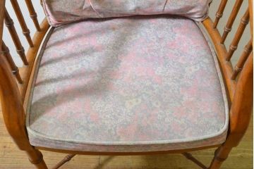 中古　DREXEL HERITAGE(ドレクセルヘリテイジ)　くつろぎの時間を演出するアームチェア(椅子、イス、ダイニングチェア)(R-062710)
