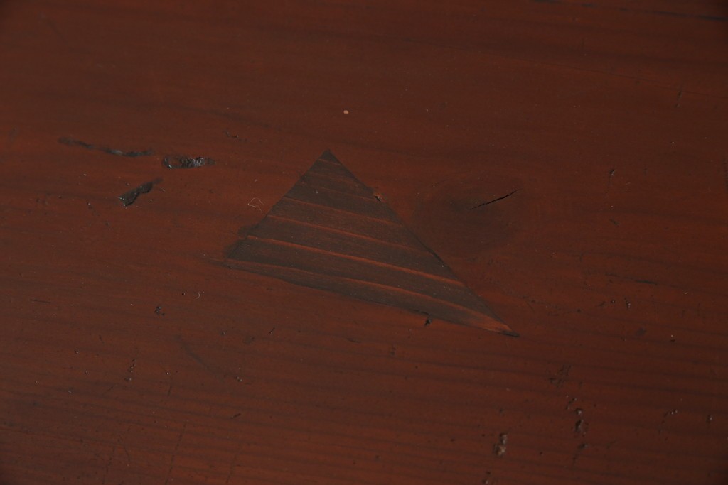 和製アンティーク　明治期　前面栗材　閂(カンヌキ)付き　古びた佇まいが趣き深い最上箪笥(時代箪笥)　(R-062719)