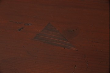 和製アンティーク　明治期　前面栗材　閂(カンヌキ)付き　古びた佇まいが趣き深い最上箪笥(時代箪笥)　(R-062719)