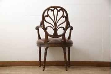中古　美品　イギリス高級家具　THEODORE ALEXANDER(セオドア・アレキサンダー)　滑らかな曲線と細やかな彫刻が美しいアームチェア(ダイニングチェア、椅子)(R-062734)