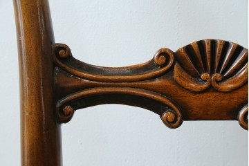 中古　美品　イギリス高級家具　THEODORE ALEXANDER(セオドア・アレキサンダー)　挽物脚が目を惹く!クラシカルなデザインがおしゃれなダイニングチェア　(R-062735)