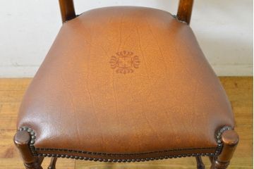 中古　美品　イギリス高級家具　THEODORE ALEXANDER(セオドア・アレキサンダー)　挽物脚が目を惹く!クラシカルなデザインがおしゃれなダイニングチェア(椅子)(R-062735)
