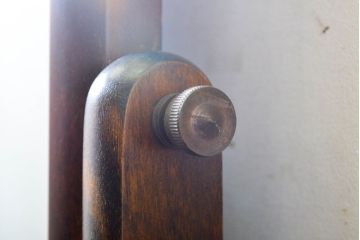 中古　北海道民芸家具　落ち着きのある大人の空間を演出するドレッサー&スツールセット(鏡台、化粧台)(R-062736)