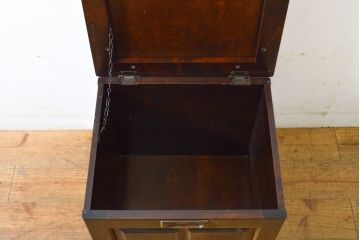 中古　北海道民芸家具　落ち着きのある大人の空間を演出するドレッサー&スツールセット(鏡台、化粧台)(R-062736)