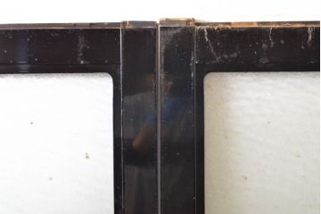 アンティーク建具　総漆塗り　腰板欅(ケヤキ)　プレスガラス入り!!レトロな空間を引き立たせるガラス戸2枚セット(引き戸、建具)(R-062741)