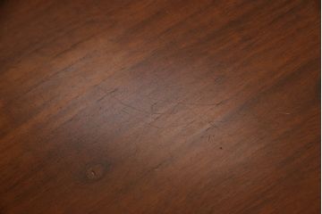 中古　美品　昭和後期　天板一枚板　極厚天板　シックな色合いと丸みを帯びた脚が和モダンな雰囲気を醸し出す丸テーブル(ちゃぶ台、座卓、ローテーブル、センターテーブル)(R-062759)