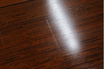 中古　大阪唐木指物　中澤唐木　紫檀(シタン)材　丸みを帯びたデザインの脚と帯板に施された彫刻が目を惹く座卓(ローテーブル、食卓、センターテーブル)(R-062760)