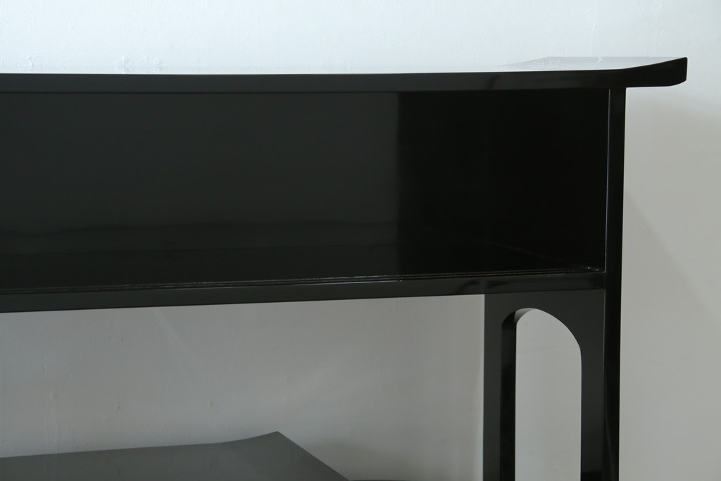 中古　美品　輪島塗り　こだわりの和の空間を演出する飾り棚　(R-062763)