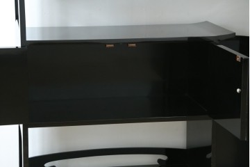 中古　美品　輪島塗り　こだわりの和の空間を演出する飾り棚　(R-062763)