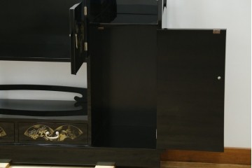 中古　美品　輪島塗り　こだわりの和の空間を演出する飾り棚　(R-062763)