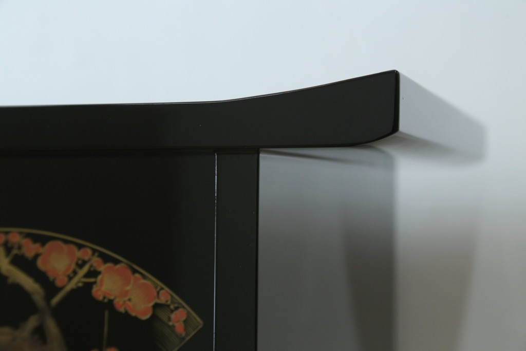 中古　美品　輪島塗り　こだわりの和の空間を演出する飾り棚　(R-062763)