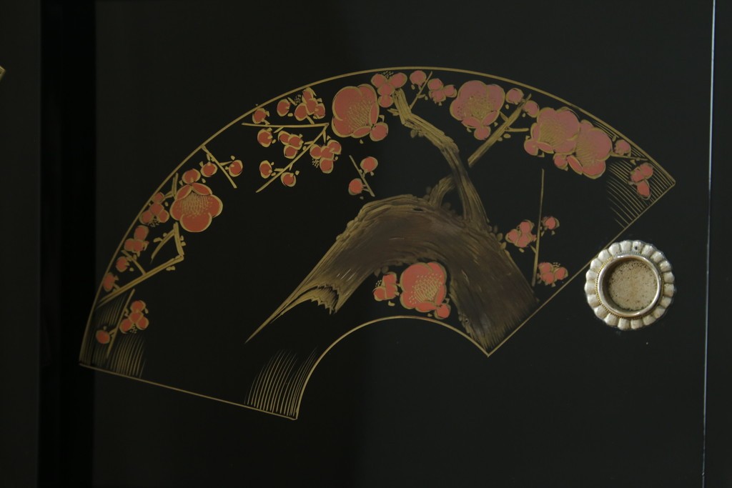 中古　美品　輪島塗り　こだわりの和の空間を演出する飾り棚　(R-062763)