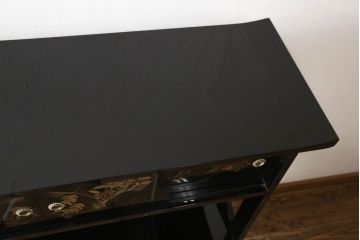 中古　美品　輪島塗り　こだわりの和の空間を演出する飾り棚(茶棚、違い棚、収納棚、戸棚)(R-062763)