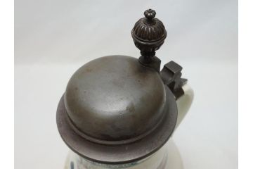 ドイツ　独逸　色絵花文　蓋付き　ジョッキ(ビアマグ、ビールポット、ビールジョッキ、陶器、酒器、共箱付き)(R-062768)