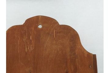 中古　伝統工芸　軽井沢彫り　桜の彫りが上品な印象を与えるレターラック(二段状差し、壁掛け収納)(R-062769)
