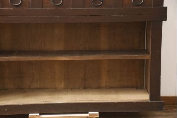 和製アンティーク　凛とした美しさが上品な和を演出してくれる近江水屋箪笥(食器棚、戸棚、収納棚、キャビネット、重ね箪笥)(R-062778)