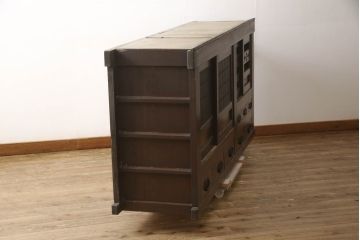 和製アンティーク　凛とした美しさが上品な和を演出してくれる近江水屋箪笥サイドボード(食器棚、戸棚、収納棚、キャビネット)(R-062779)