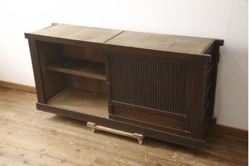 和製アンティーク　凛とした美しさが上品な和を演出してくれる近江水屋箪笥サイドボード(食器棚、戸棚、収納棚、キャビネット)(R-062780)