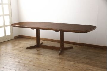 デンマークビンテージ　GUDME(グドメ)　Niels.O.Moller(ニールス・O・モラー)デザイン　チーク材　北欧テイストのお部屋づくりにおすすめなオーバルダイニングテーブル(エクステンションテーブル、6人掛け、4人掛け、ヴィンテージ)(R-062786)