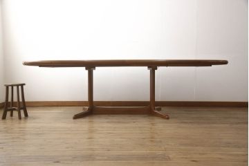 デンマークビンテージ　GUDME(グドメ)　Niels.O.Moller(ニールス・O・モラー)デザイン　チーク材　北欧テイストのお部屋づくりにおすすめなオーバルダイニングテーブル(エクステンションテーブル、6人掛け、4人掛け、ヴィンテージ)(R-062786)