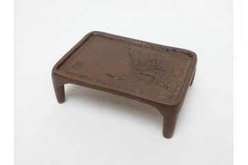 鋳金家　本間琢斎　山水文　銅製　墨床(墨台、墨置き、書道具)(R-062787)
