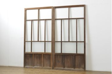 アンティーク建具　ゆらゆらクリア・すりガラス　昭和レトロな雰囲気漂うガラス戸2枚(引き戸、格子戸)(R-062808)