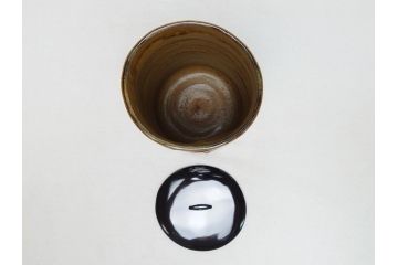 高取焼本家窯元　味楽窯　十四代目　亀井味楽　而妙斎書付　竹節　細水指(茶道具、共箱付き)(R-062816)