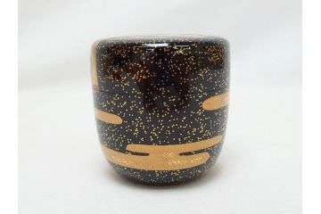 山中漆器　伝統工芸士　蒔絵師　吉田華正(利昭)　誰ヶ袖　秋柄　蒔絵　大棗(共箱付き、鹿の子梨子地、誰が袖、草花、菊、螺鈿)(R-062824)