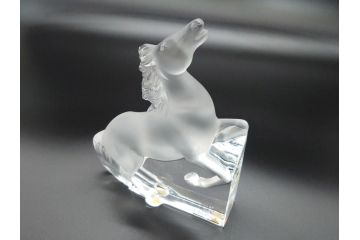 フランス　LALIQUE(ラリック)　クリスタル　跳ね馬　置物(箱なし、ガラス製、オブジェ、インテリア)(R-062827)