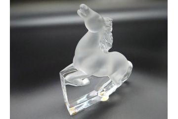 フランス　LALIQUE(ラリック)　クリスタル　跳ね馬　置物(箱なし、ガラス製、オブジェ、インテリア)(R-062828)