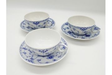 デンマーク　ROYAL COPENHAGEN(ロイヤルコペンハーゲン)　ブルーフルーテッド　ハーフレース　ティーカップ&ソーサー3客セット(洋食器、C&S)(R-062829)