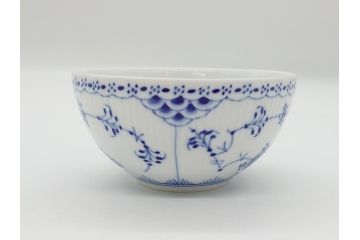 デンマーク　ROYAL COPENHAGEN(ロイヤルコペンハーゲン)　ブルーフルーテッド　ハーフレース　ティーカップ&ソーサー3客セット(洋食器、C&S)(R-062829)